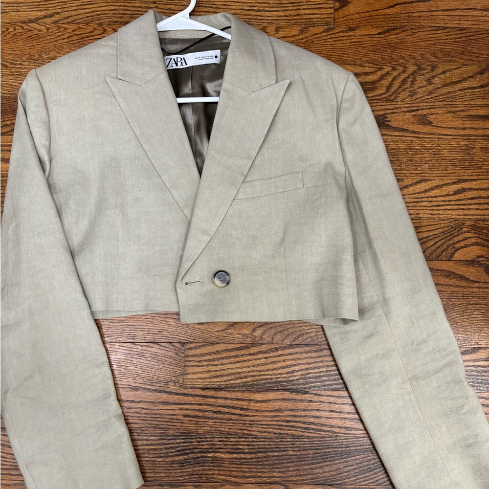 Zara Cropped Tan Blazer